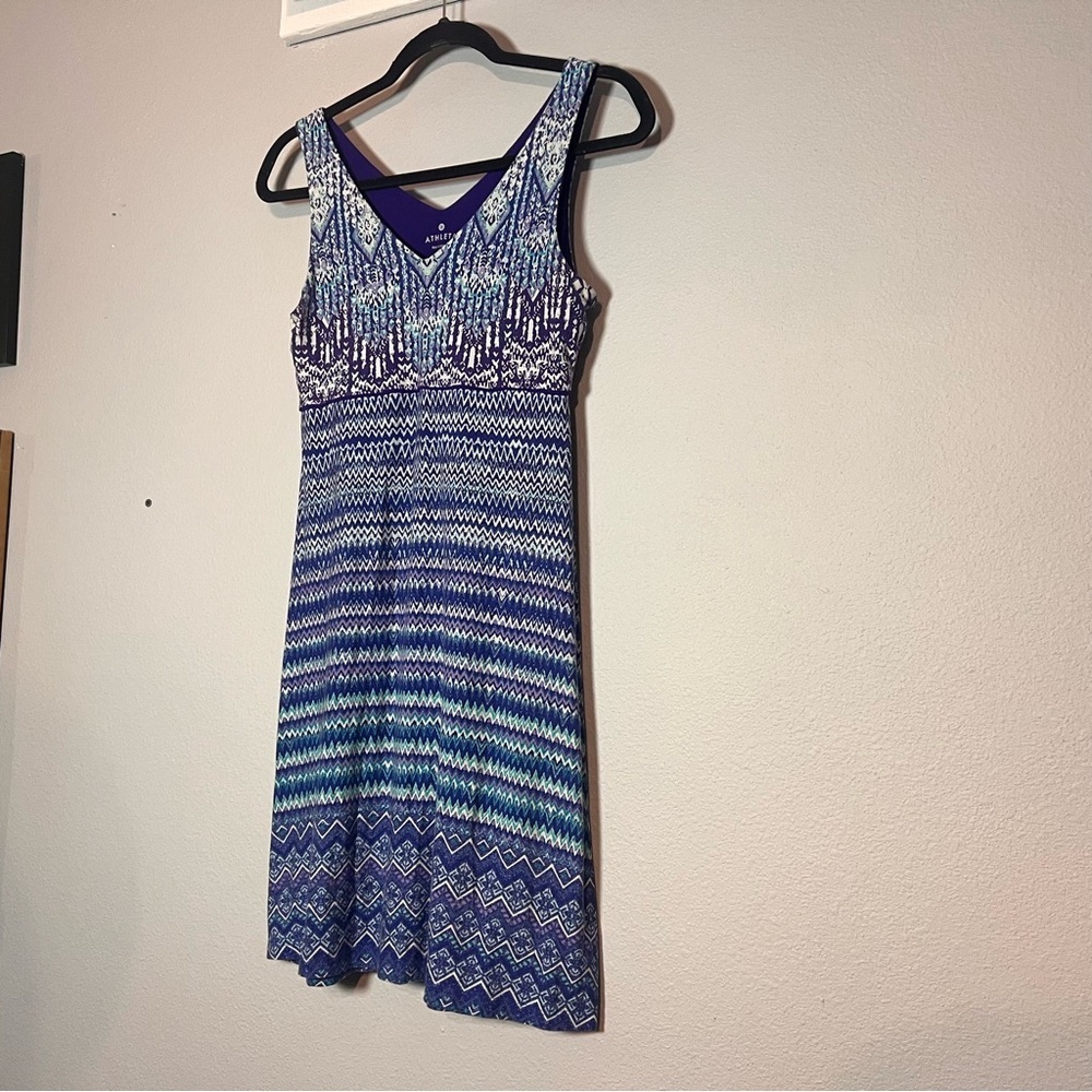 Athleta Sleeveless Mini Dress Stretchy V-Neck Blue Purple Tribal Print Size XS